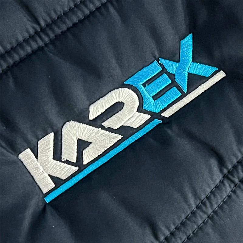 Výšivka bundy - Karex